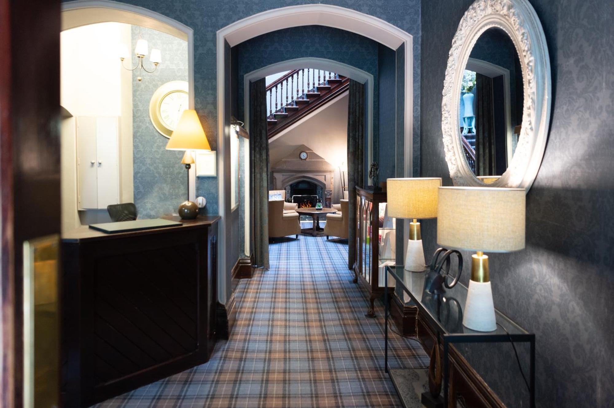 Manor & Garden 4*