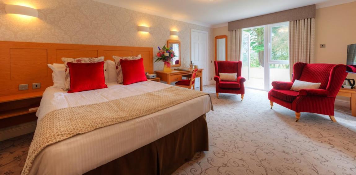 Manor & Garden Hotel 4*